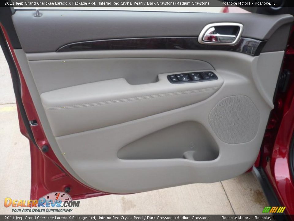2011 Jeep Grand Cherokee Laredo X Package 4x4 Inferno Red Crystal Pearl / Dark Graystone/Medium Graystone Photo #6