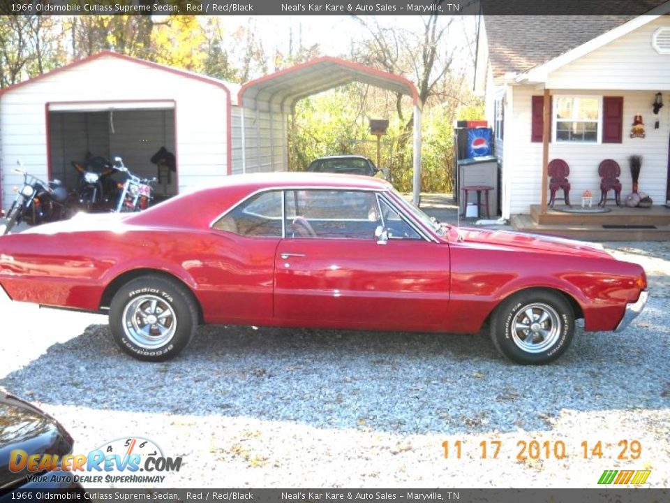 1966 Oldsmobile Cutlass Supreme Sedan Red / Red/Black Photo #1