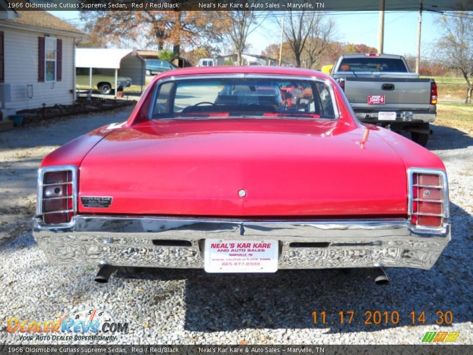 1966 Oldsmobile Cutlass Supreme Sedan Red / Red/Black Photo #16