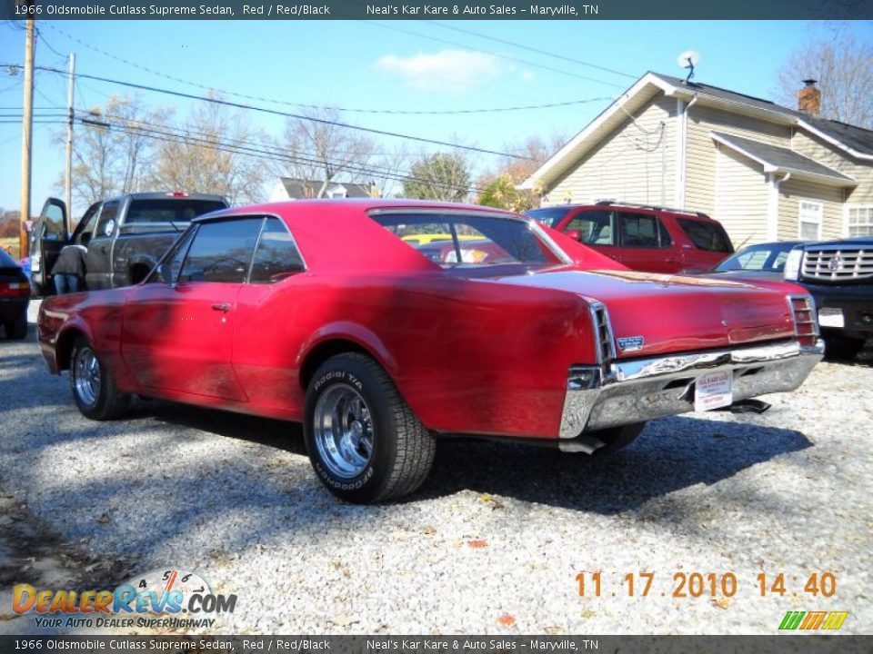 1966 Oldsmobile Cutlass Supreme Sedan Red / Red/Black Photo #19