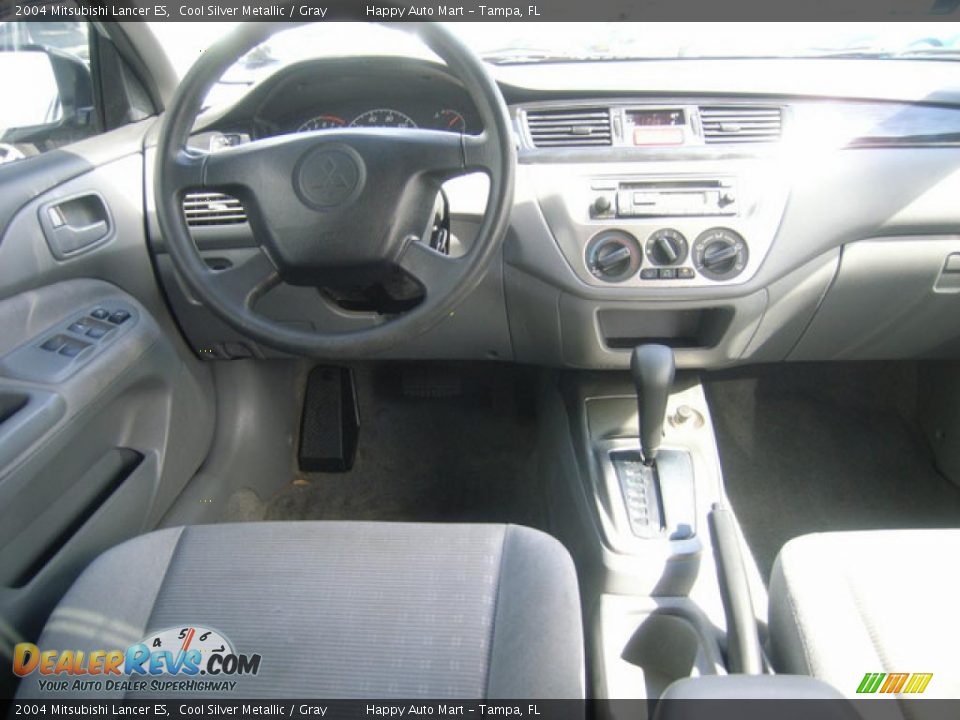 2004 Mitsubishi Lancer ES Cool Silver Metallic / Gray Photo #14