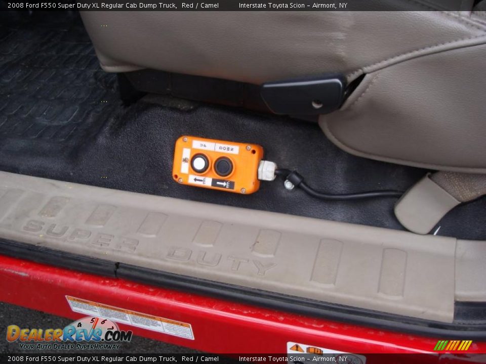 2008 Ford F550 Super Duty XL Regular Cab Dump Truck Red / Camel Photo #10