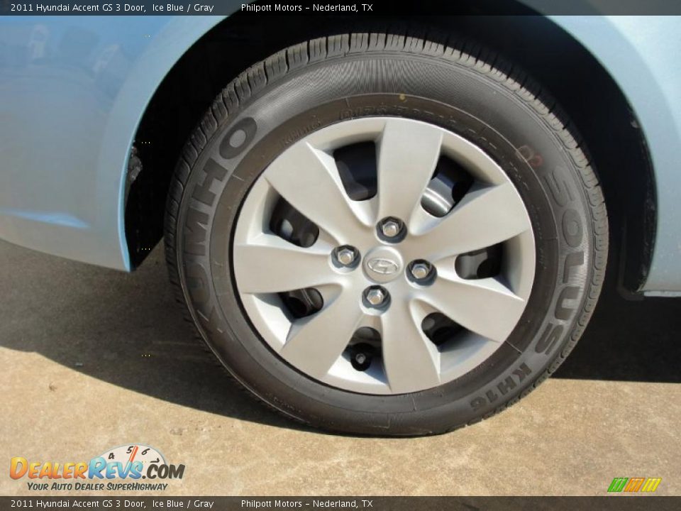 2011 Hyundai Accent GS 3 Door Ice Blue / Gray Photo #10