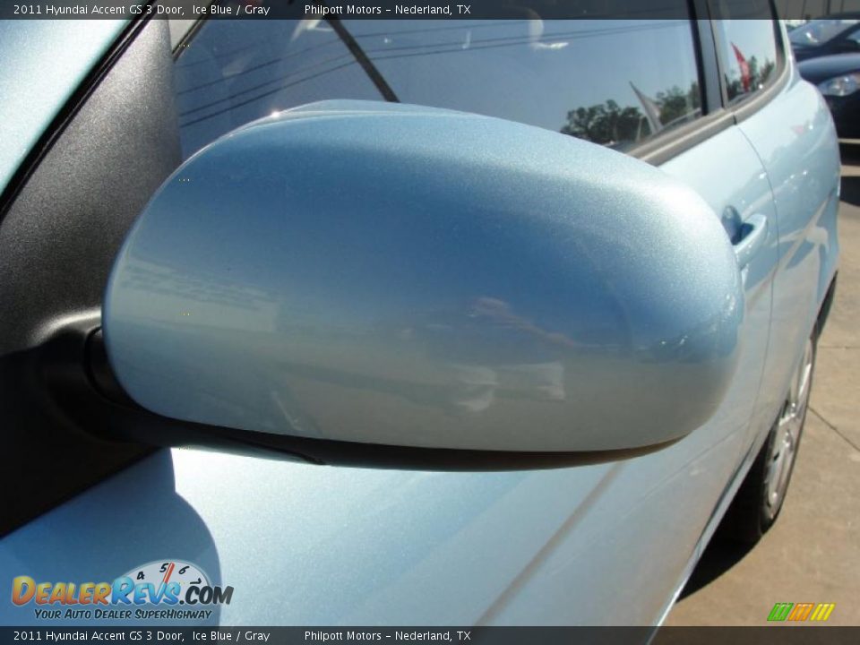 2011 Hyundai Accent GS 3 Door Ice Blue / Gray Photo #11