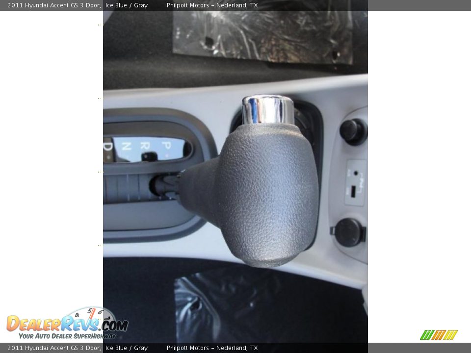 2011 Hyundai Accent GS 3 Door Ice Blue / Gray Photo #28