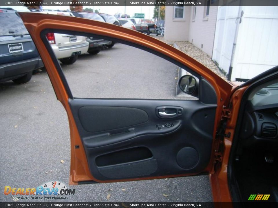 Door Panel of 2005 Dodge Neon SRT-4 Photo #14