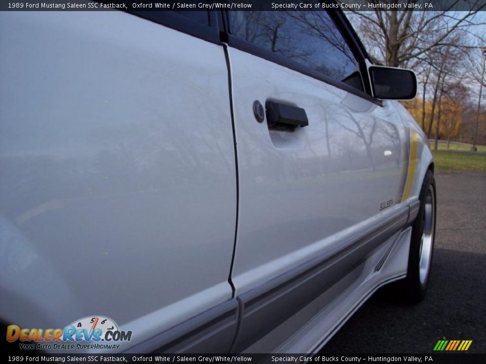 1989 Ford Mustang Saleen SSC Fastback Oxford White / Saleen Grey/White/Yellow Photo #24