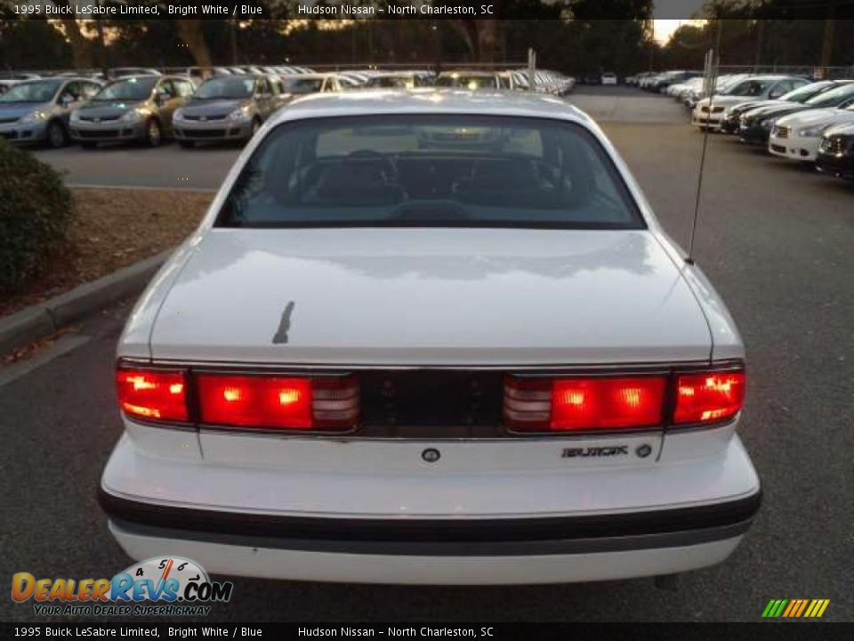1995 Buick LeSabre Limited Bright White / Blue Photo #4