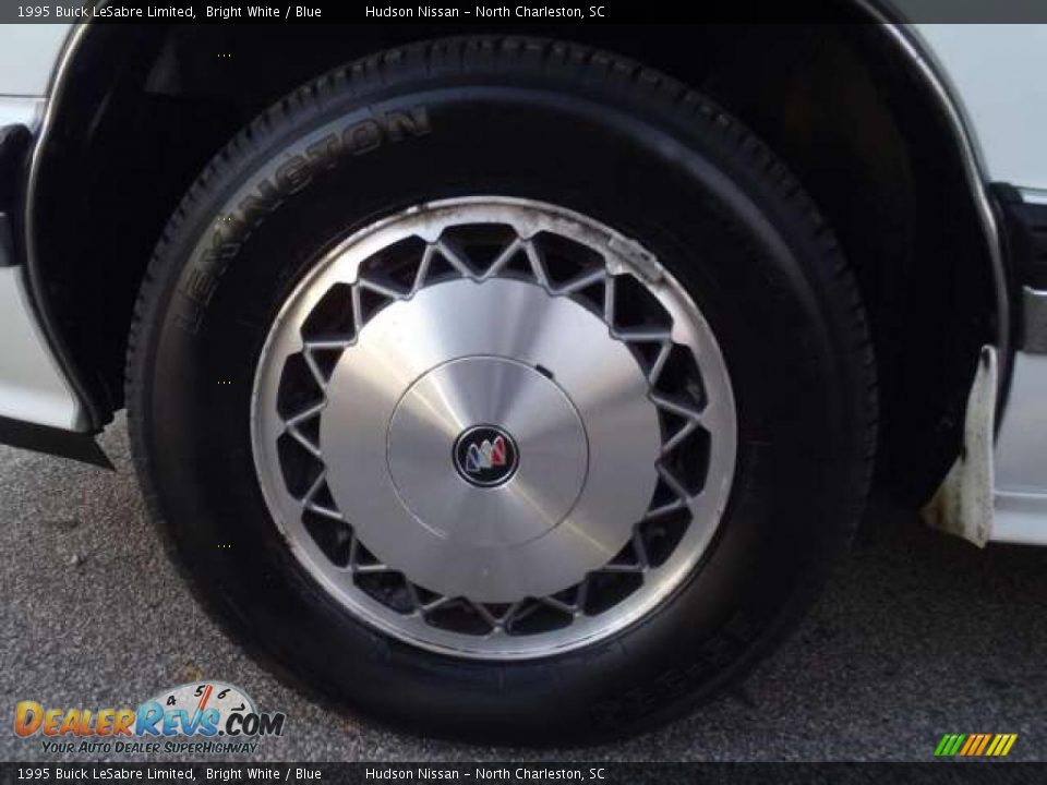 1995 Buick LeSabre Limited Wheel Photo #10