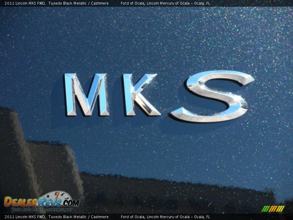 2011 Lincoln MKS FWD Logo Photo #4