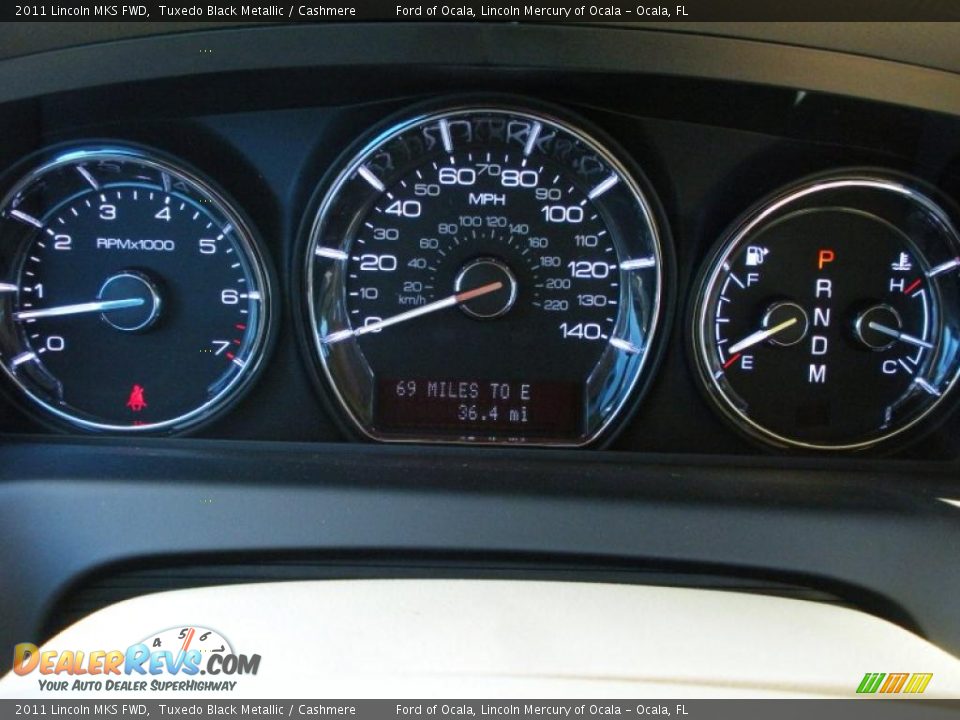 2011 Lincoln MKS FWD Gauges Photo #8
