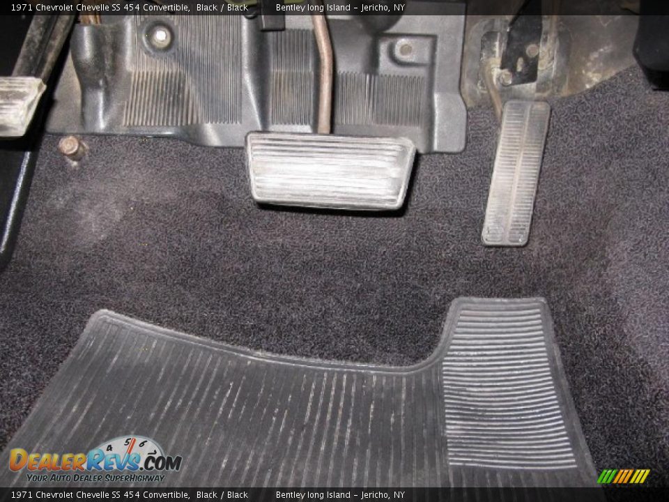 Controls of 1971 Chevrolet Chevelle SS 454 Convertible Photo #11