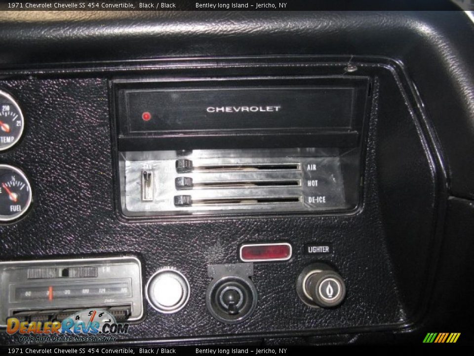 Controls of 1971 Chevrolet Chevelle SS 454 Convertible Photo #13