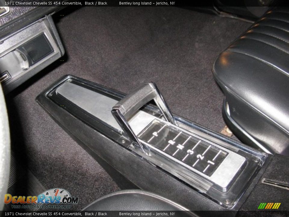 1971 Chevrolet Chevelle SS 454 Convertible Shifter Photo #14