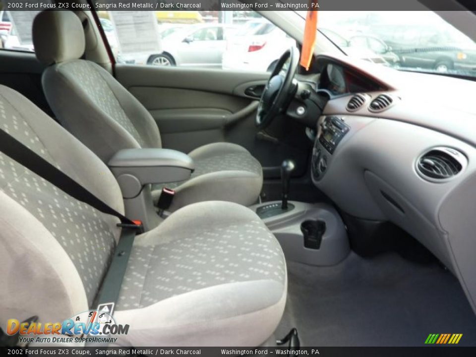 Dark Charcoal Interior - 2002 Ford Focus ZX3 Coupe Photo #12