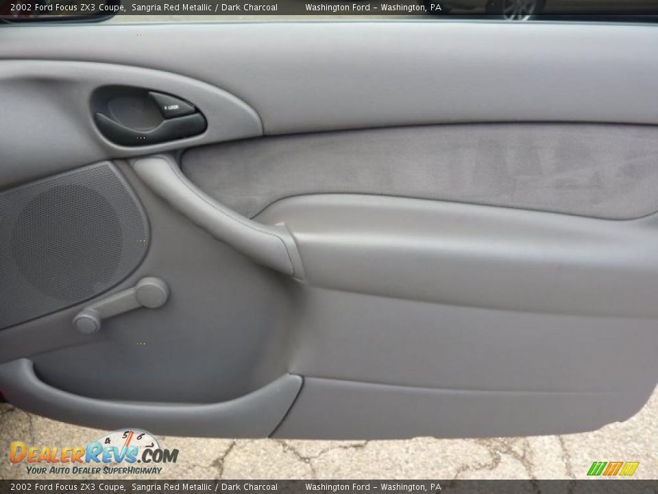 2002 Ford Focus ZX3 Coupe Sangria Red Metallic / Dark Charcoal Photo #14