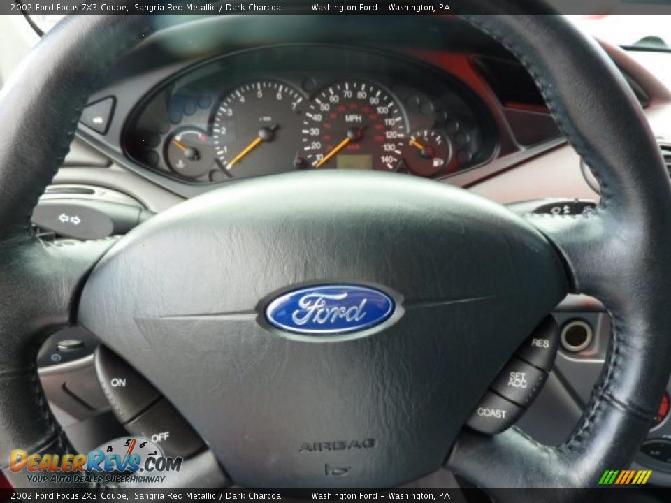 2002 Ford Focus ZX3 Coupe Sangria Red Metallic / Dark Charcoal Photo #19