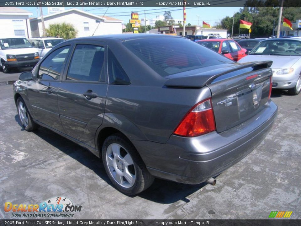 2005 Ford Focus ZX4 SES Sedan Liquid Grey Metallic / Dark Flint/Light Flint Photo #6