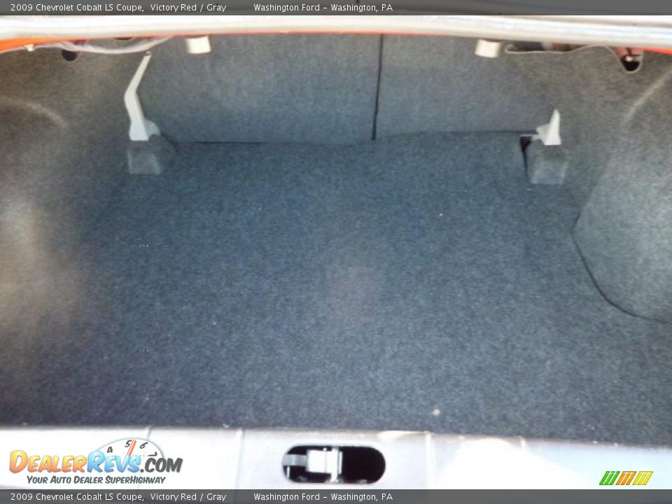 2009 Chevrolet Cobalt LS Coupe Trunk Photo #12