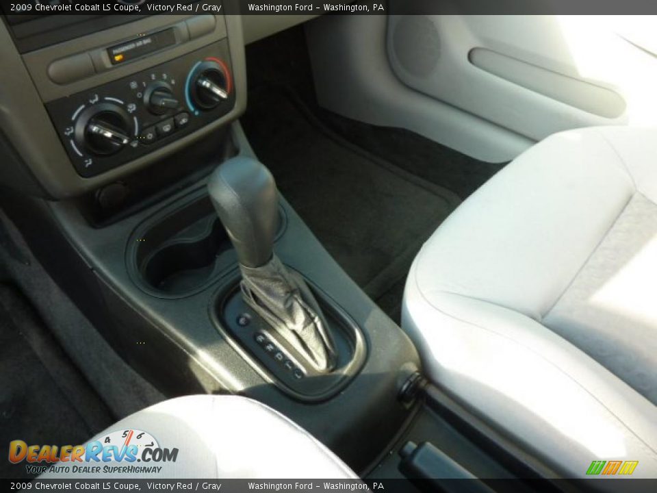 2009 Chevrolet Cobalt LS Coupe Shifter Photo #18