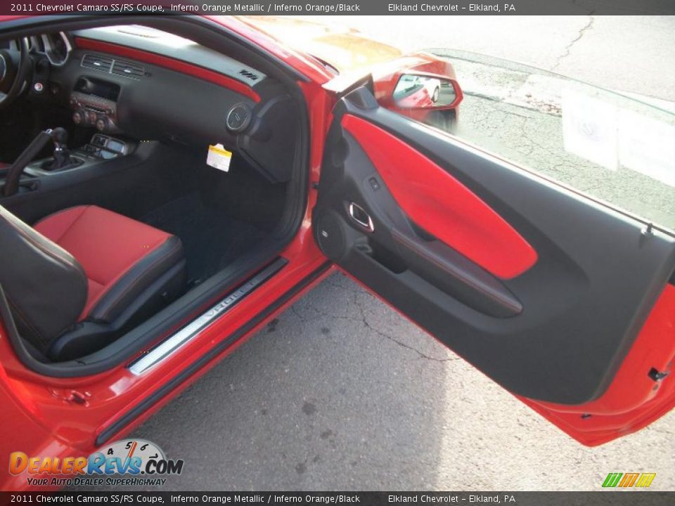 Door Panel of 2011 Chevrolet Camaro SS/RS Coupe Photo #21