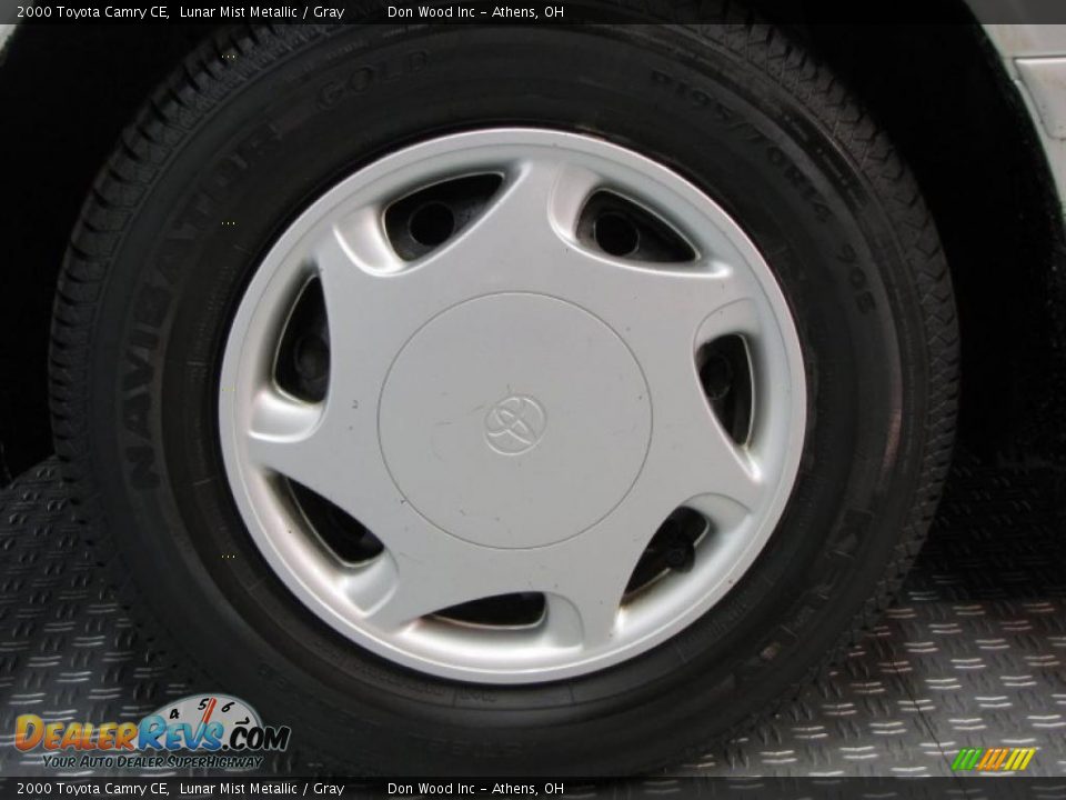 2000 Toyota Camry CE Lunar Mist Metallic / Gray Photo #19