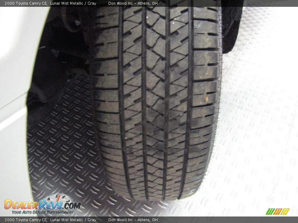 2000 Toyota Camry CE Lunar Mist Metallic / Gray Photo #20
