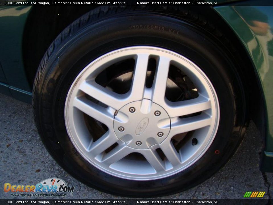 2000 Ford Focus SE Wagon Wheel Photo #29