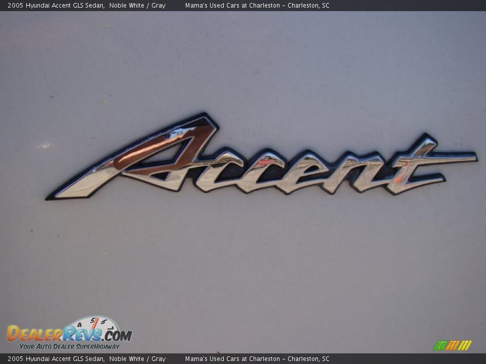 2005 Hyundai Accent GLS Sedan Logo Photo #31