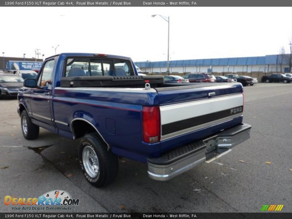 1996 Ford F150 XLT Regular Cab 4x4 Royal Blue Metallic / Royal Blue Photo #2