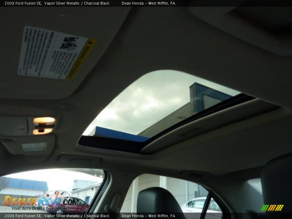 2009 Ford Fusion SE Vapor Silver Metallic / Charcoal Black Photo #12