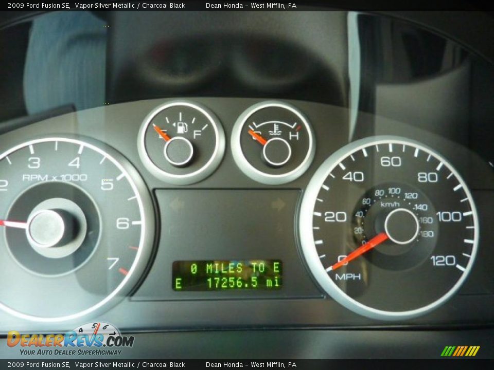 2009 Ford Fusion SE Vapor Silver Metallic / Charcoal Black Photo #15