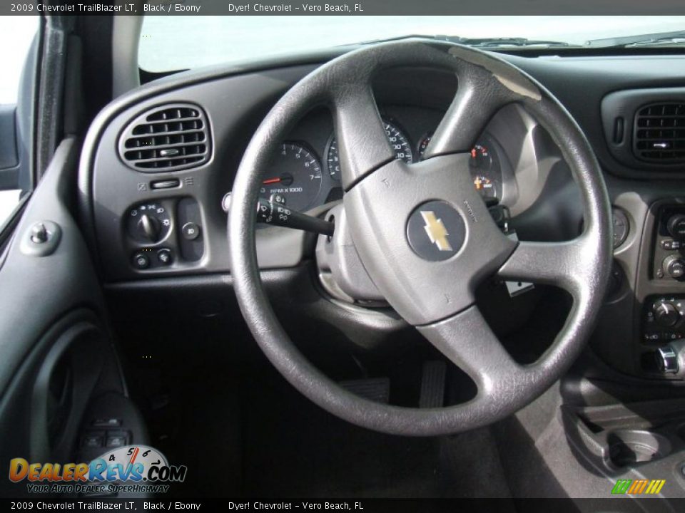 2009 Chevrolet TrailBlazer LT Black / Ebony Photo #13