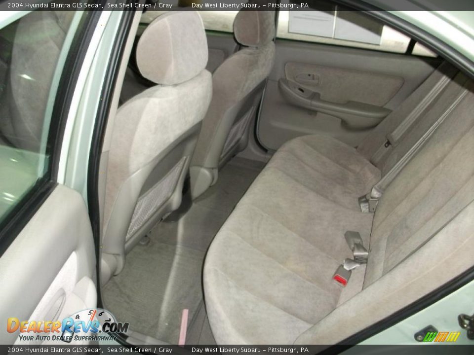 2004 Hyundai Elantra GLS Sedan Sea Shell Green / Gray Photo #13