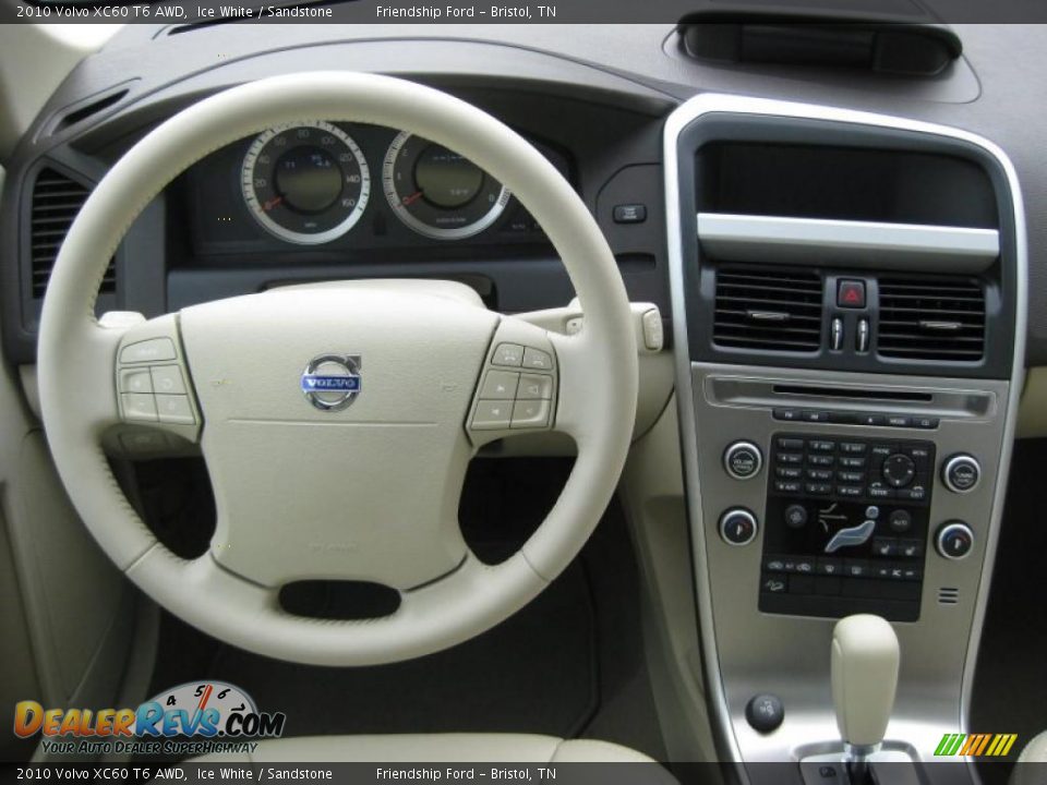 2010 Volvo XC60 T6 AWD Ice White / Sandstone Photo #24