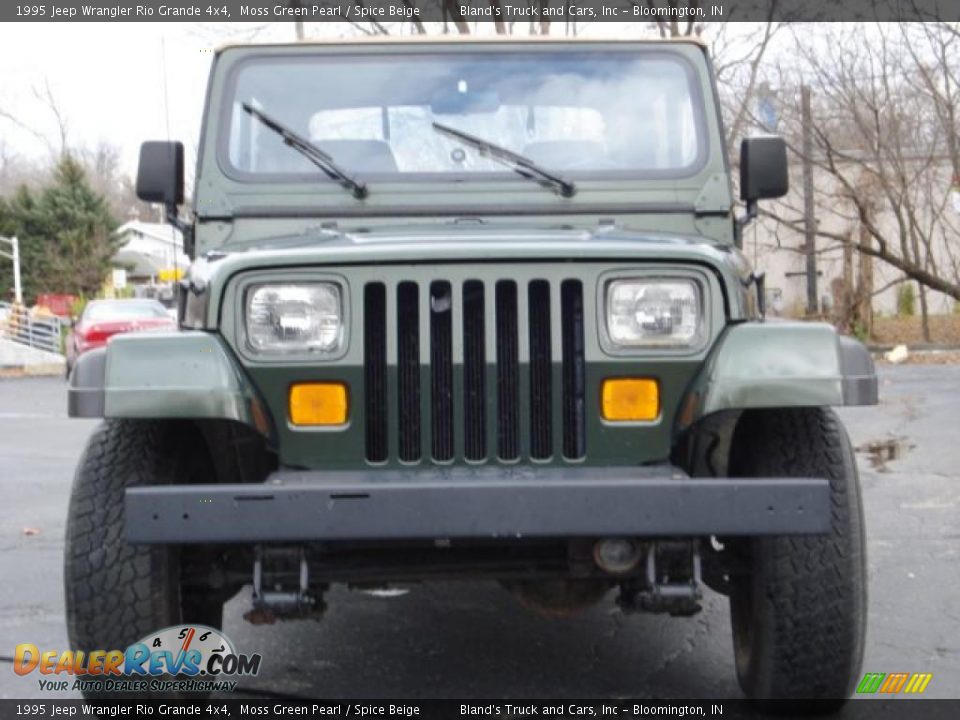 1995 Jeep Wrangler Rio Grande 4x4 Moss Green Pearl / Spice Beige Photo #1