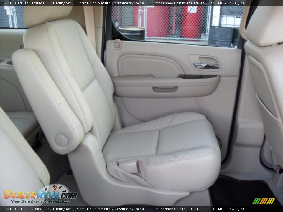 Cashmere/Cocoa Interior - 2011 Cadillac Escalade ESV Luxury AWD Photo #24