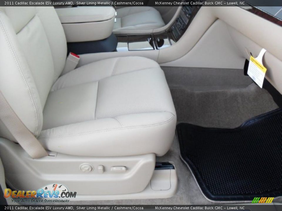 Cashmere/Cocoa Interior - 2011 Cadillac Escalade ESV Luxury AWD Photo #26