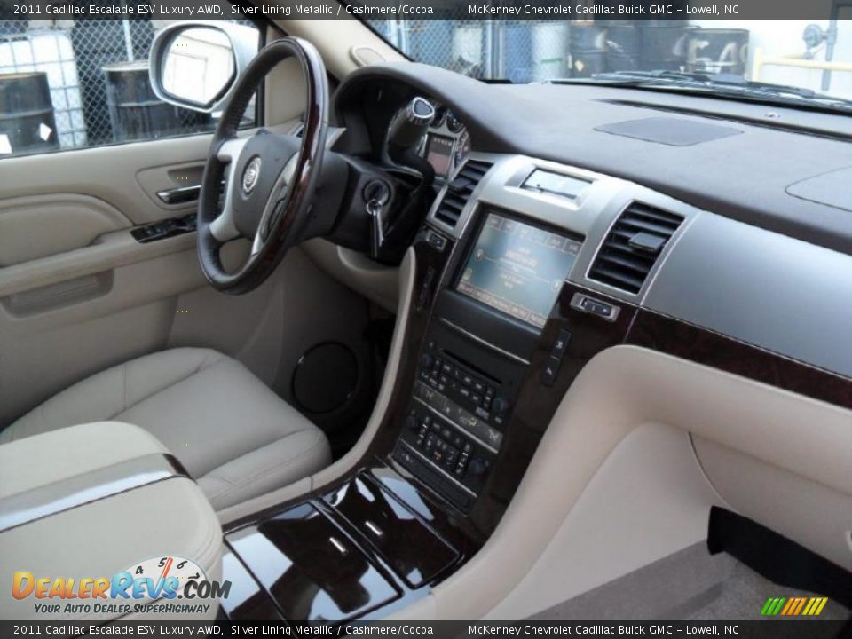 Cashmere/Cocoa Interior - 2011 Cadillac Escalade ESV Luxury AWD Photo #27