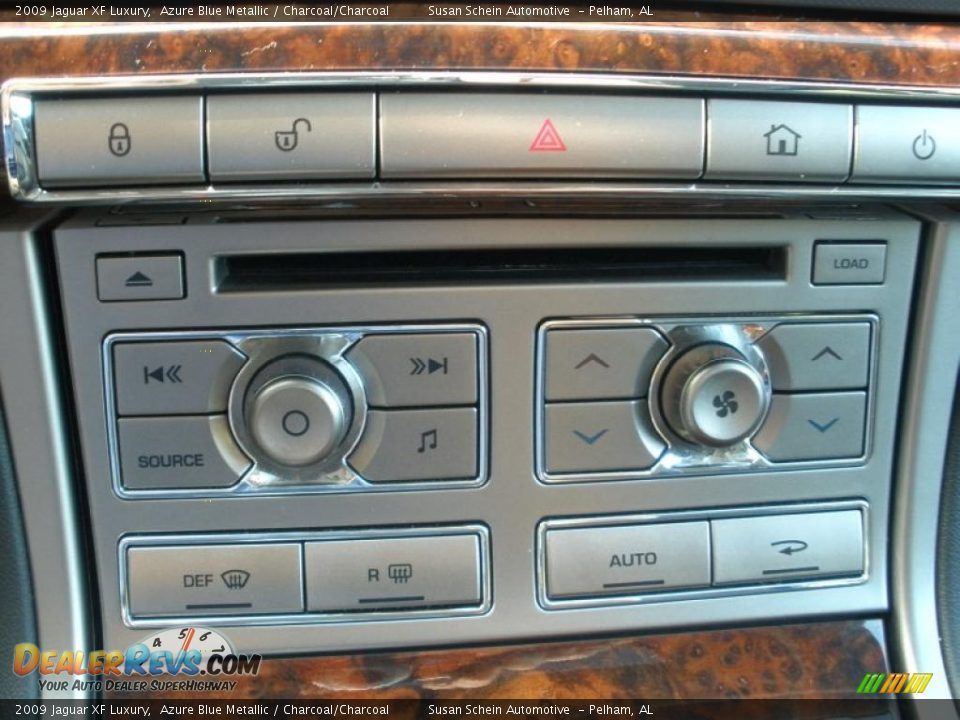 Controls of 2009 Jaguar XF Luxury Photo #26