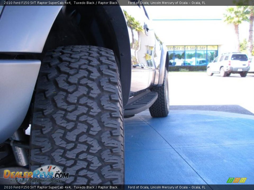2010 Ford F150 SVT Raptor SuperCab 4x4 Tuxedo Black / Raptor Black Photo #11