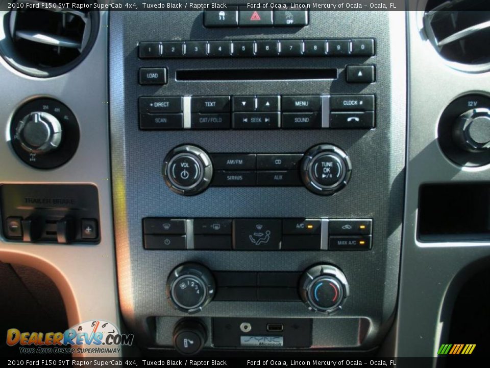 Controls of 2010 Ford F150 SVT Raptor SuperCab 4x4 Photo #21
