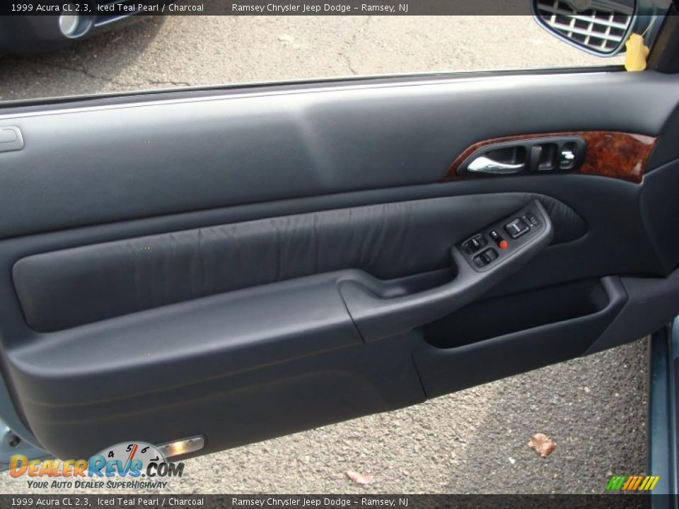 Door Panel of 1999 Acura CL 2.3 Photo #10