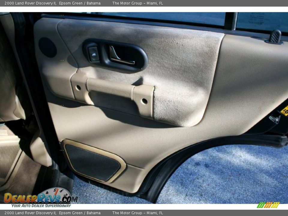2000 Land Rover Discovery II Epsom Green / Bahama Photo #22