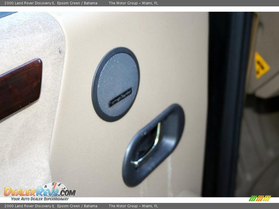 2000 Land Rover Discovery II Epsom Green / Bahama Photo #25