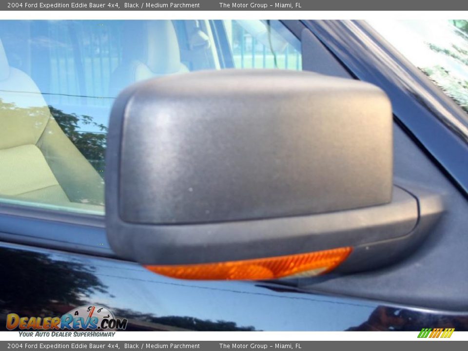 2004 Ford Expedition Eddie Bauer 4x4 Black / Medium Parchment Photo #15