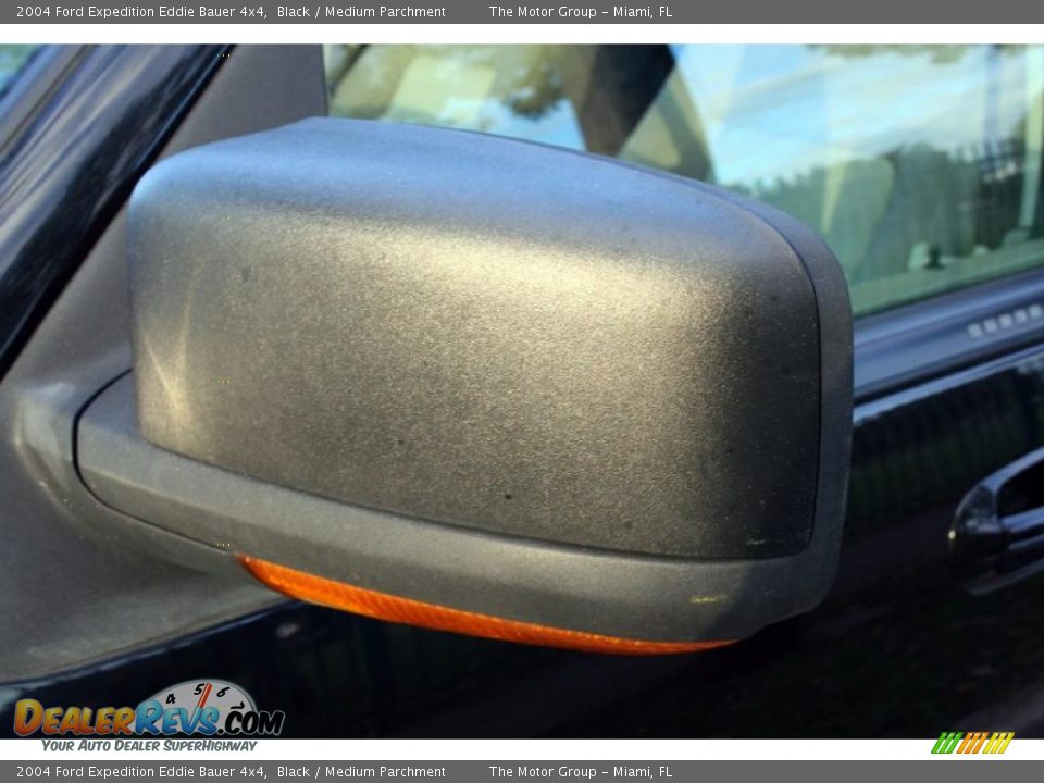 2004 Ford Expedition Eddie Bauer 4x4 Black / Medium Parchment Photo #16