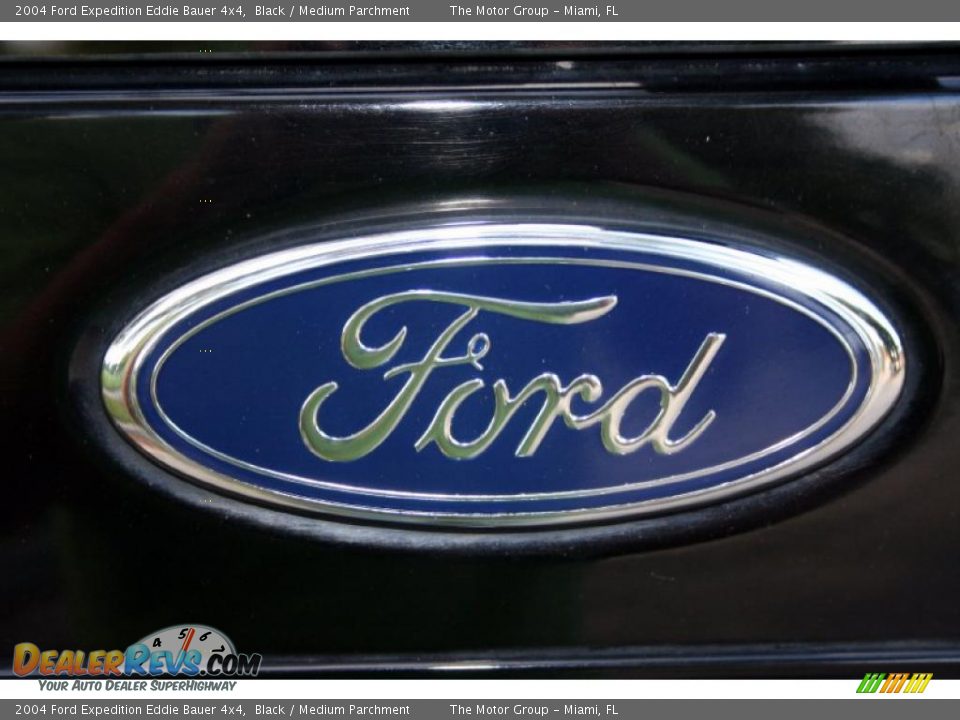 2004 Ford Expedition Eddie Bauer 4x4 Black / Medium Parchment Photo #21