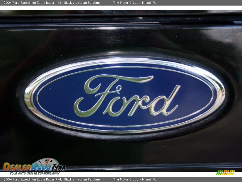 2004 Ford Expedition Eddie Bauer 4x4 Black / Medium Parchment Photo #22