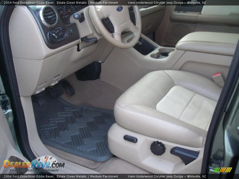 Medium Parchment Interior - 2004 Ford Expedition Eddie Bauer Photo #7